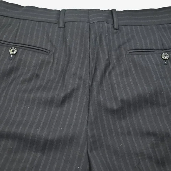 BEAUTIFUL Ermenegildo Zegna Black W/ Gray Stripe Light Flannel Wool Suit 40R 36W